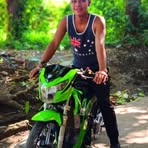 Aaron G. Alquiza - Facebook