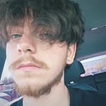 Aaron Amaral - @aaronxcrimson - Instagram