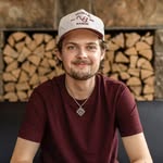 Aaron Armstrong - @aaronwarmstrong - Instagram