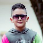 🎸آرون بابايي🎸 - @aaron_babaeei - Instagram