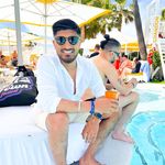 AaronBains 🎗 - @aaronbaiins - Instagram