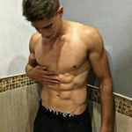 aaron crawferd - @aaronbeam_ - Instagram
