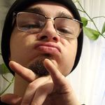 Aaron Botello - @aaron_ezra.24_ - Instagram