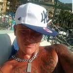 Aaron Bothwell - @aaron.bothwell.35 - Instagram