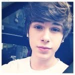 Aaron 👾 - @aaronbronson__ - Instagram