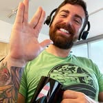 Aaron burdett - @burdett.aaron - Instagram