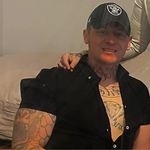 Aaron Burroughs - @burroughs7195 - Instagram