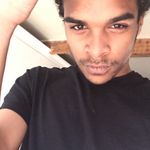 Aaron Burrows - @aarxnb1 - Instagram