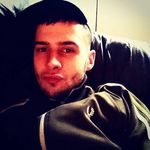Aaron Bury - @buryaaron - Instagram