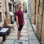 Aaron Von Busch - @aaronvonbusch - Instagram