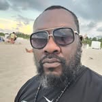 Aaron Byrd - @byrd_2210 - Instagram