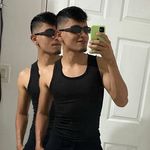 Aaron Caleb - @aaronlez - Instagram