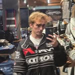 Aaron - @aaron.campbelll - Instagram
