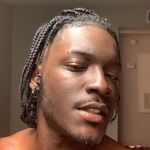 Aaron Colston - @tall.dark.and.aaron - Instagram