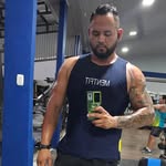 Aaron Corrales - @aaron.corrales.17 - Instagram