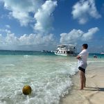 Aaron A. - @aaron_cristian12 - Instagram