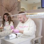 Aaron Daly - @nailsbyaaronn - Instagram