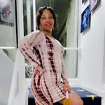 Adrienne Aaron - @aarondenise_lilred - Instagram