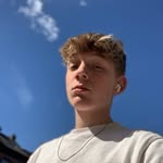 aarondevries_ - @aarondevries._ - Instagram