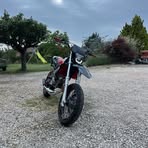 Aaron Dias - Facebook