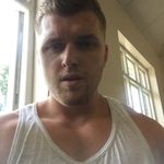 Aaron Dighton - @aaronezdightonez - Instagram