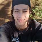 Aaron Earl - Facebook