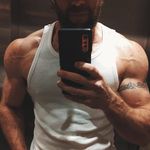 Aaron Earl - @aaron.earl.71 - Instagram