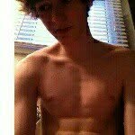 Aaron Elliot - @sockypockyelliot - Instagram