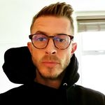 Aaron Gilbert - @aaron_delays - Instagram