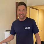 Aaron Glenn - @aarontravelsto - Instagram