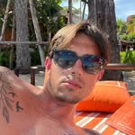 @aarongray__ - Instagram
