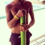 @aaron._.holder - Instagram