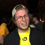 Aaron Hollis - @aaronholiz - Instagram