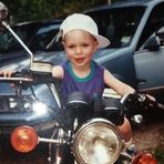 Aaron Hymes - Facebook