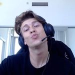 Aaron Izzo - @whosizzo - Instagram