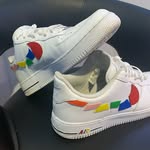 hmu for em customs - @aaronkustomkickz - Instagram