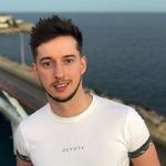 Aaron Kyle - @aaronkyle27 - Instagram