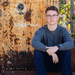 Aaron LaRue - @aaronlarue12 - Instagram