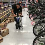 Aaron Fernandez - @aaronmanzo5256 - Instagram
