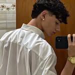 @aaron_mar.tell - Instagram