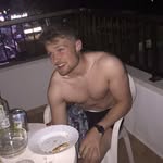 Aaron mee - @aaronmee1 - Instagram