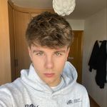 🇪🇸 - @aaron.palomarr - Instagram