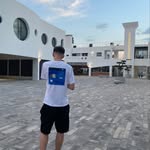 @_aaronpeerez - Instagram