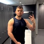 𝔸𝕒𝕣𝕠𝕟 ℙ𝕙𝕚𝕝𝕝𝕚𝕡𝕤 - @aaronphillips92 - Instagram