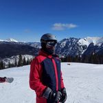 Aaron Plunkett - @this.ski.life - Instagram