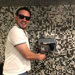 Aaron Points At Things - @aaronpointsatthings - Instagram