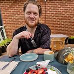Eren Lloyd - @aaron_possibly - Instagram