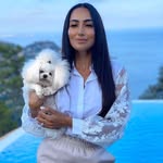 mrs Lisa - @aaronpounds611 - Instagram
