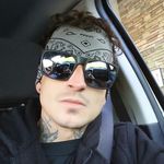 Aaron Putnam - @vibes2surive - Instagram