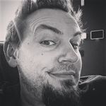 Aaron Rafferty - @deardry - Instagram
